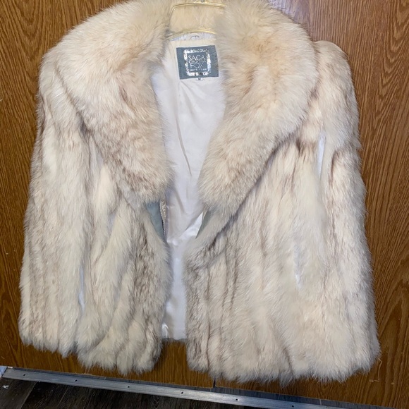 Fox fur coat - Picture 1 of 3
